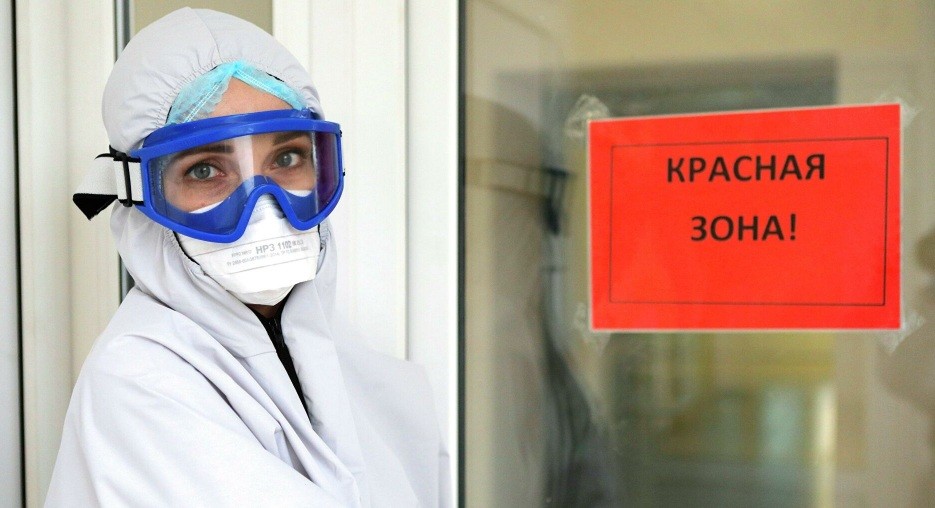 В РФ зафиксировали 819 смертей от ковида за сутки. Это третий подряд максимум за пандемию