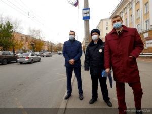 Нарушителям штраф: физлицам до 30 тысяч, индивидуальным предпринимателям до 150 тысяч, юрлицам – до полумиллиона рублей Нарушителям штраф: физлицам до 30 тысяч, индивидуальным предпринимателям до 150 тысяч, юрлицам – до полумиллиона рублей