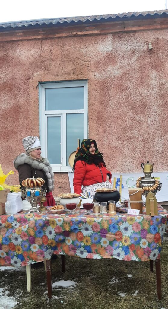 Широкая Масленица в Бийском районе привлекает избирателей на избирательные участки