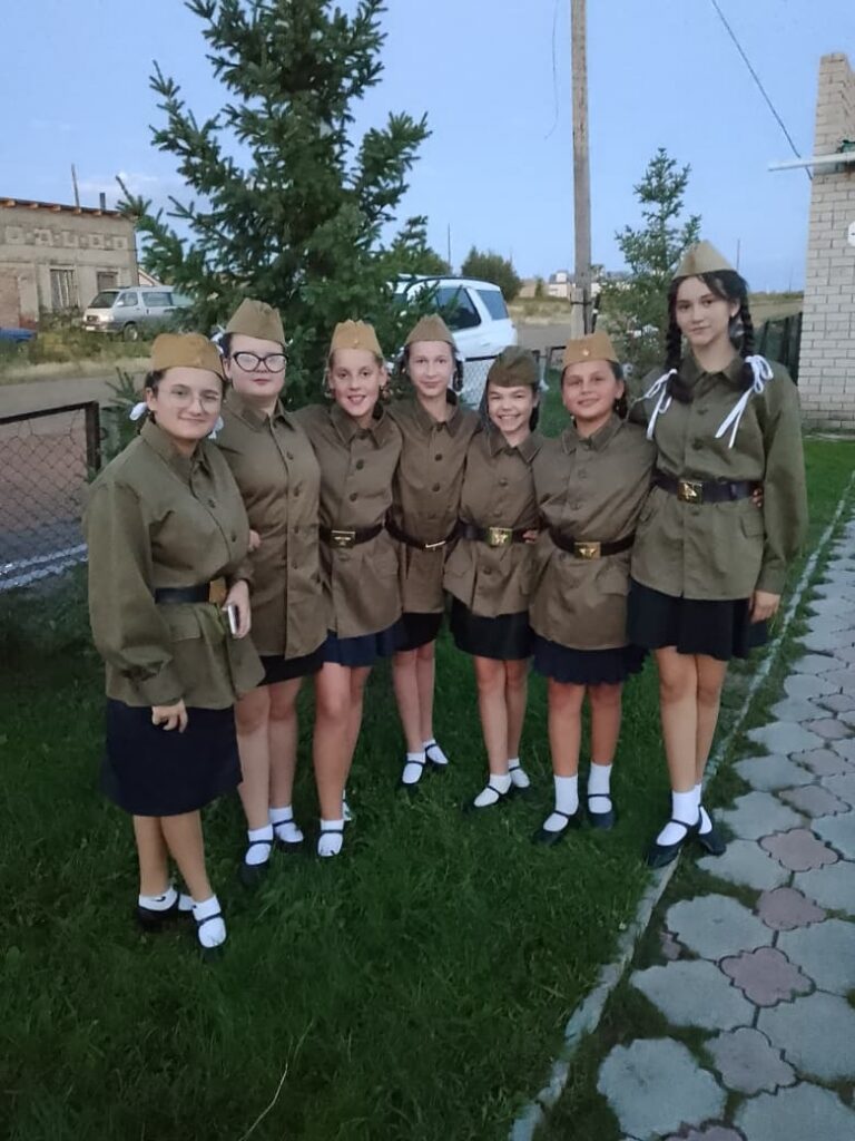 Уникальные усадьбы, борьба с коноплей и мошенниками, домашние праздники: о чем рассказывают госпаблики сельсоветов в Алтайском крае?