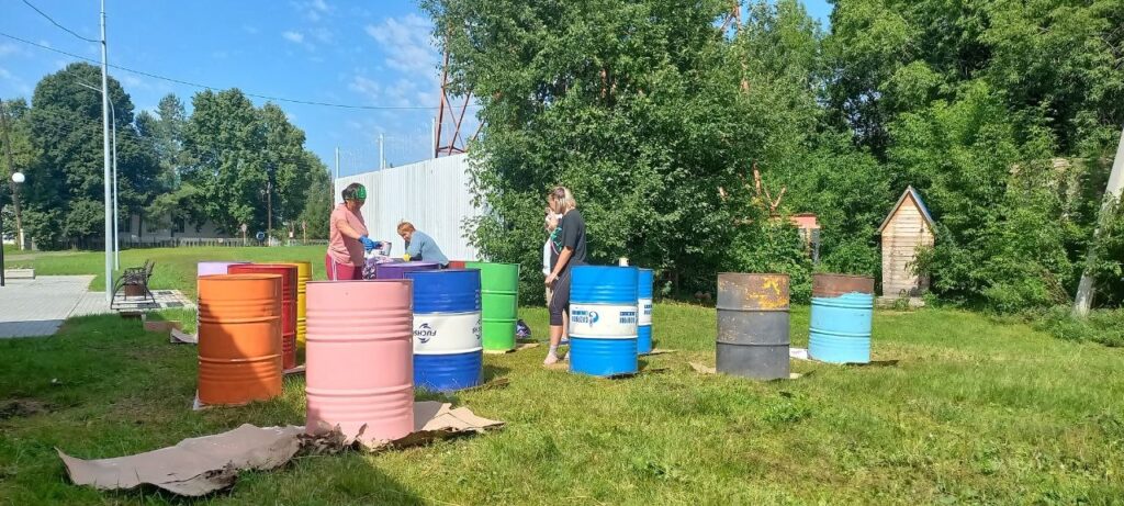 Уникальные усадьбы, борьба с коноплей и мошенниками, домашние праздники: о чем рассказывают госпаблики сельсоветов в Алтайском крае?