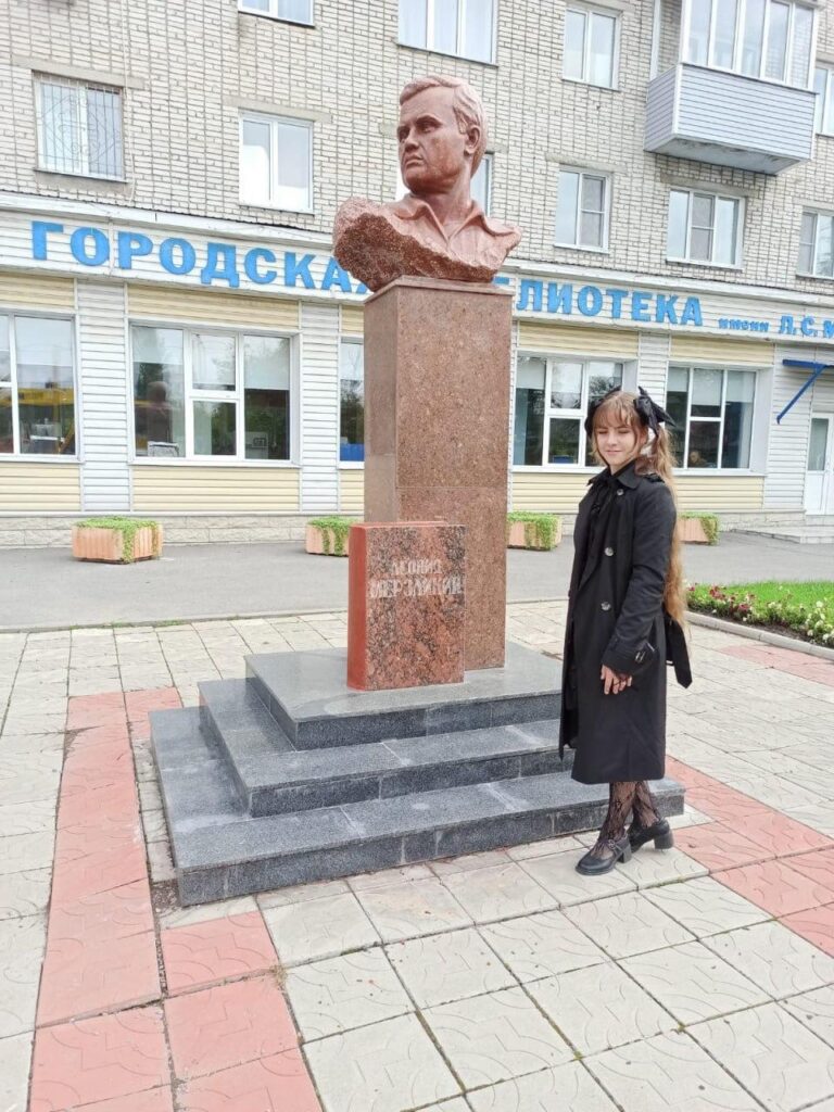 За кулисами уроков: как госпаблики помогают узнать, чем, кроме образования, живет школа?